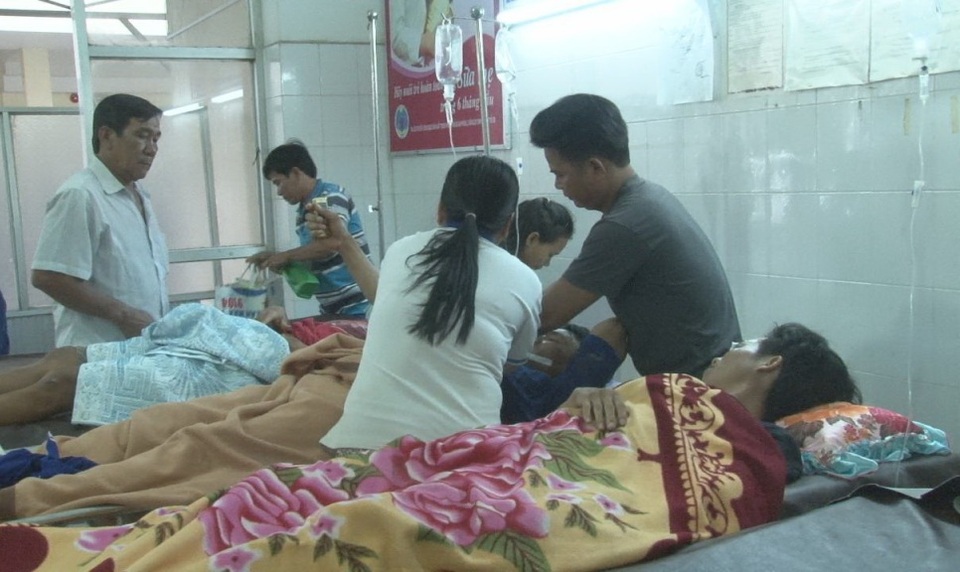 Sập lò gạch, 6 người trọng thương - 1 Sập lò gạch, 6 người trọng thương - 1