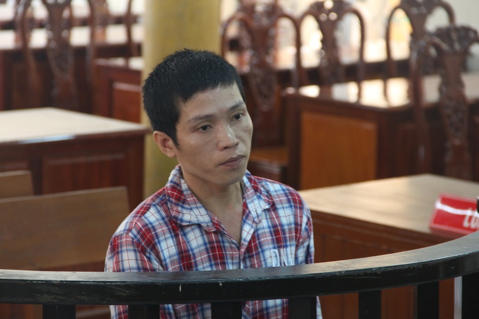 Tại phiên tòa, Tròn Anh đã thừa nhận hành vi phạm tội của mình và xin Hội đồng xét xử giảm nhẹ hình phạt.