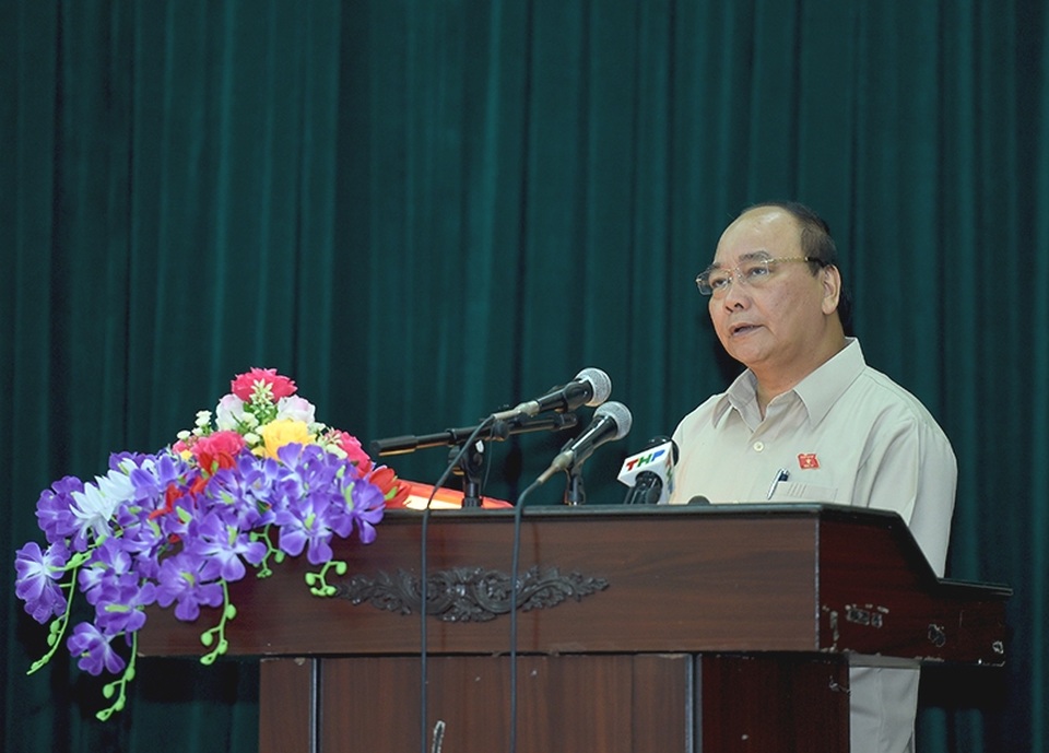 Thủ tướng: Dân thông thì mọi việc đều thông - 2 Thủ tướng nhấn mạnh yêu cầu phát huy dân chủ vì nếu dân thông thì mọi việc đều thông.