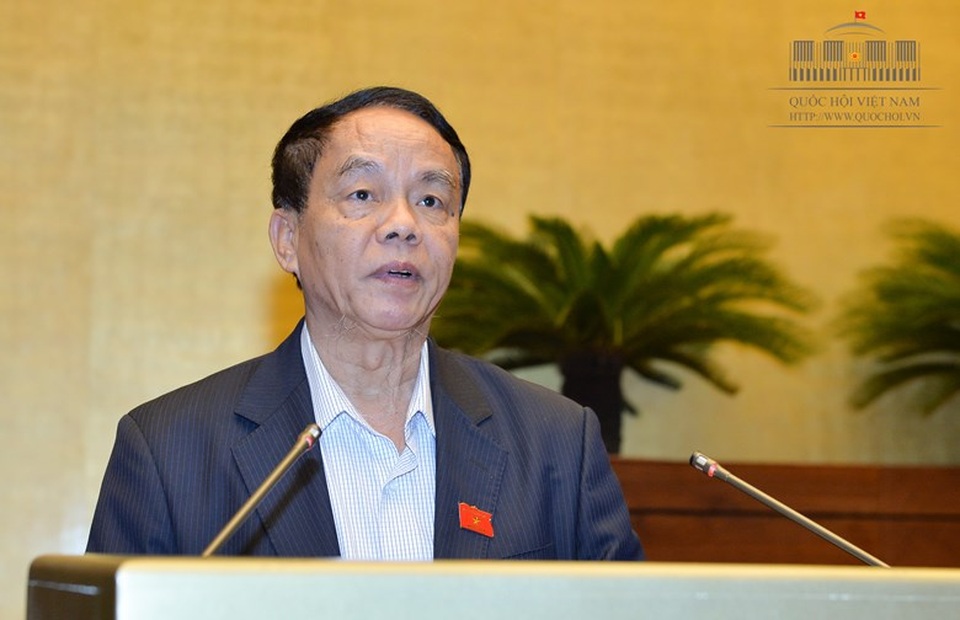 Thí điểm cấp thị thực điện tử cho người nước ngoài: Chỉ áp dụng khi “có đi có lại”? - 2
Chủ nhiệm UB Quốc phòng - An ninh yêu cầu thực hiện thí điểm theo lộ trình, thận trọng. (Ảnh: Quochoi.vn)
