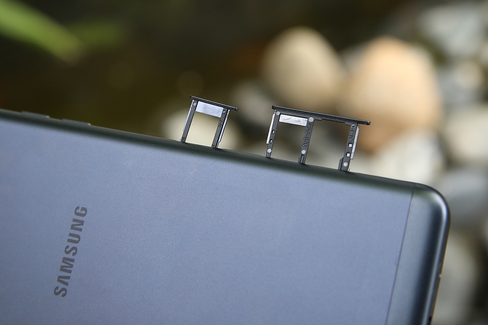 Đánh giá nhanh Galaxy J7 Prime mới xuất hiện tại Việt Nam - 3