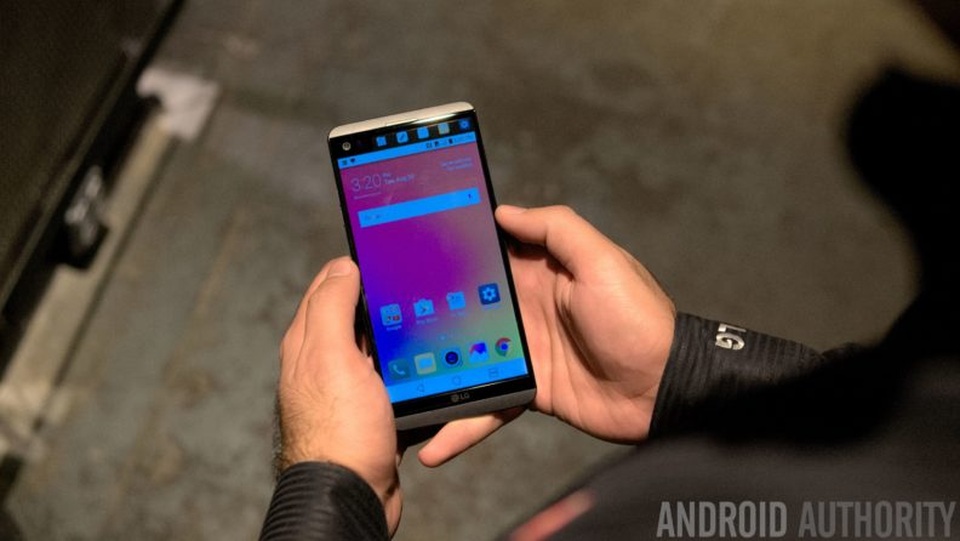 LG V20 chính thức ra mắt, thiết kế xấu hơn mong đợi - 7 LG V20 chính thức ra mắt, thiết kế xấu hơn mong đợi - 7