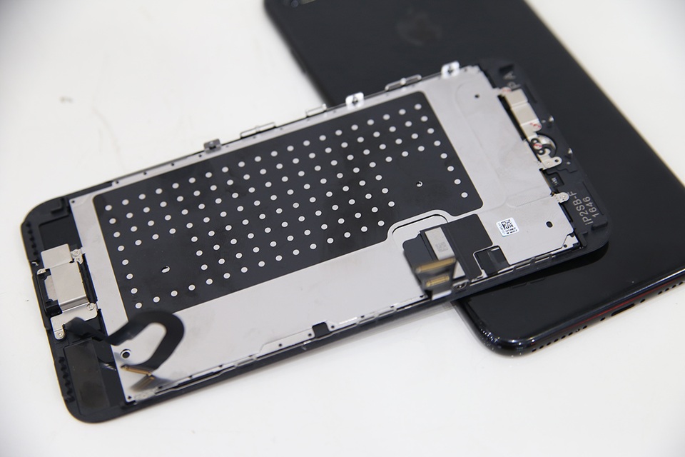 Toàn bộ màn hình iPhone 7 Plus