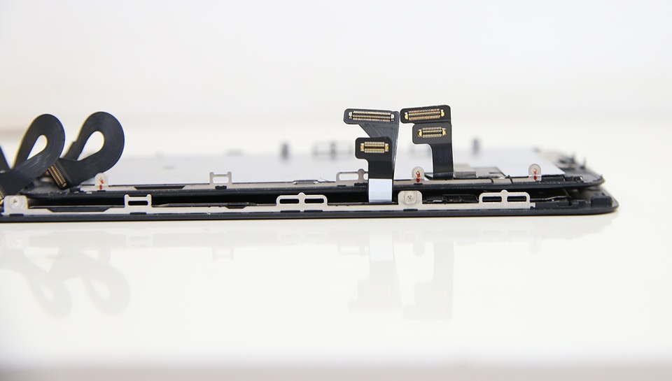 Đồng thời, cả hai socket mới cũng tương tự