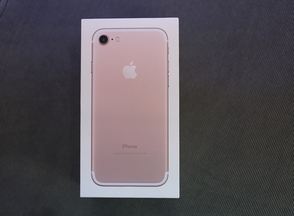 Xuất hiện iPhone 7 bản thương mại đầu tiên tại Việt Nam, giá 34 triệu đồng - 2