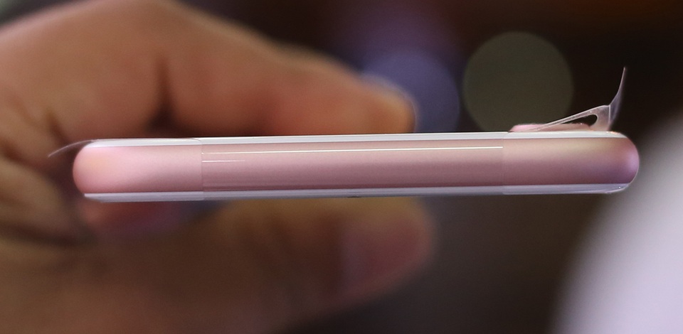 Xuất hiện iPhone 7 bản thương mại đầu tiên tại Việt Nam, giá 34 triệu đồng - 14