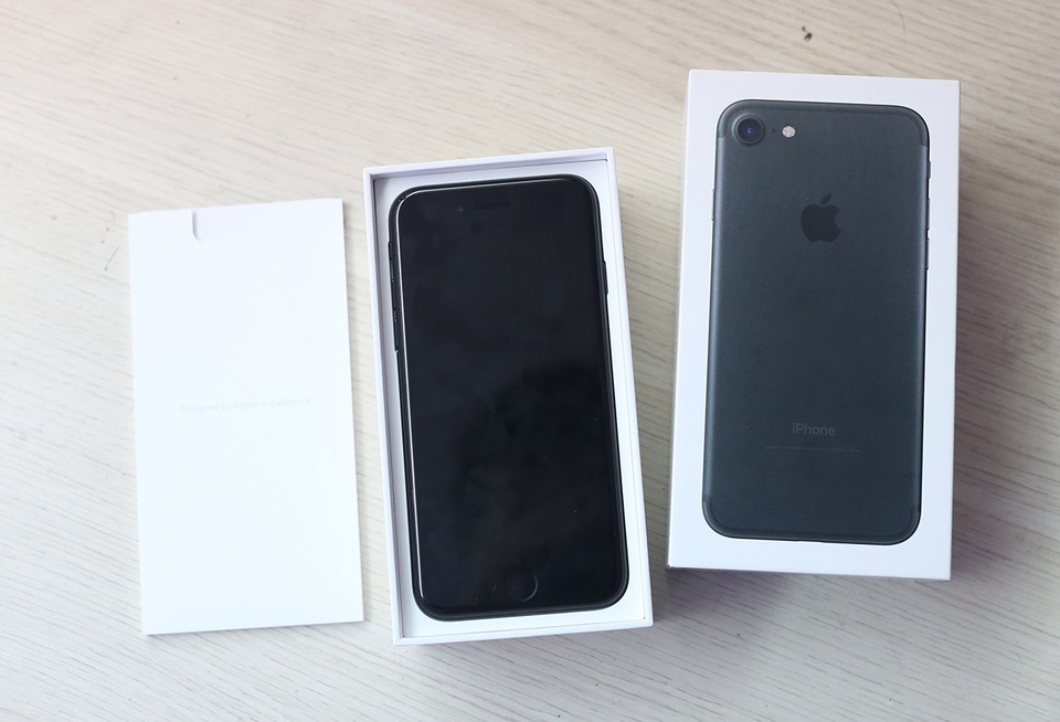 
Trong hộp có sách hướng dẫn
