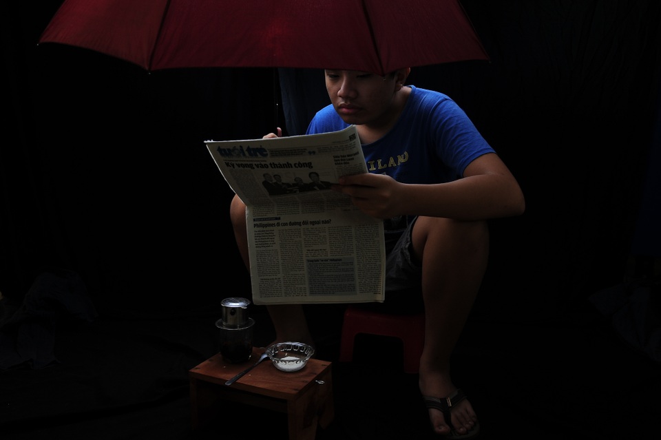 Thí sinh nữ "đánh bại" các tay máy nam, đoạt quán quân Canon PhotoMarathon 2016 - 9 Ảnh đạt giải nhất chủ đề Cà phê Sài Gòn