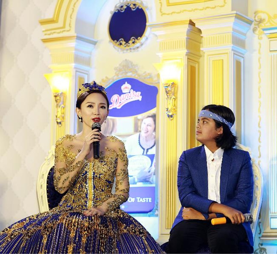 Tóc Tiên bày tỏ tấm lòng biết ơn ba, người đã tiếp sức mạnh và nghị lực để Tóc Tiên phấn đấu không ngừng nghỉ trên con đường mà Tiên đã chọn