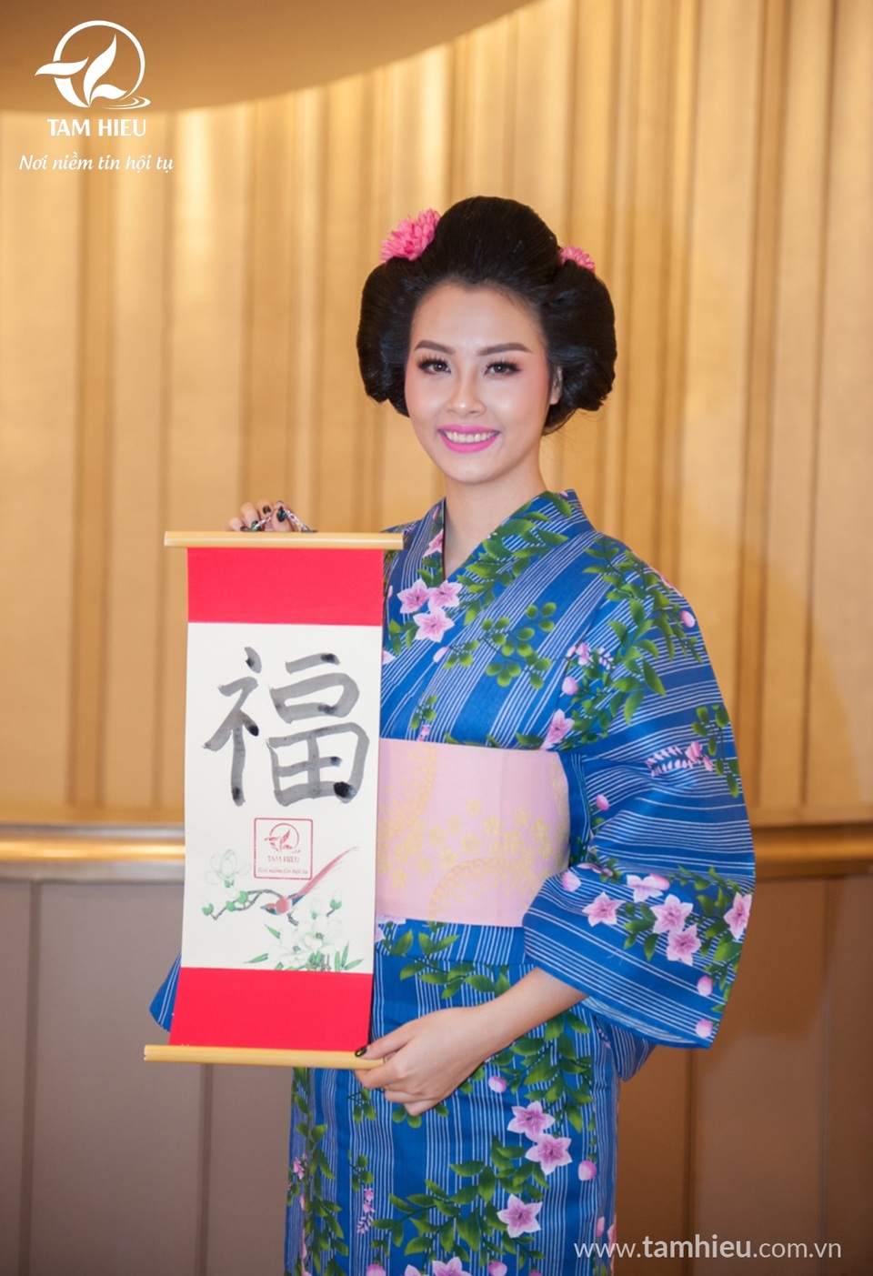 Mỹ nhân Việt bừng sắc tại Dạ tiệc Hoa Anh Đào 3 - 7 Mỹ nhân Việt bừng sắc tại Dạ tiệc Hoa Anh Đào 3 - 7