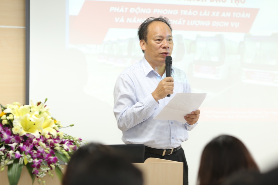 Khai giảng khóa: “An toàn giao thông, nâng cao chất lượng dịch vụ” - 2 Ông Nguyễn Trọng Thái - Chánh văn phòng Ủy ban An toàn giao thông Quốc gia phát biểu tại buổi khai giảng