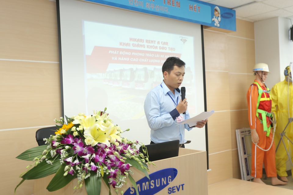 Khai giảng khóa: “An toàn giao thông, nâng cao chất lượng dịch vụ” - 5 Ông Phạm Vũ Hải Anh – Tổng Giám đốc công ty Hikari Việt Nam – Rent a Car phát biểu tại lễ giảng khóa đào tạo