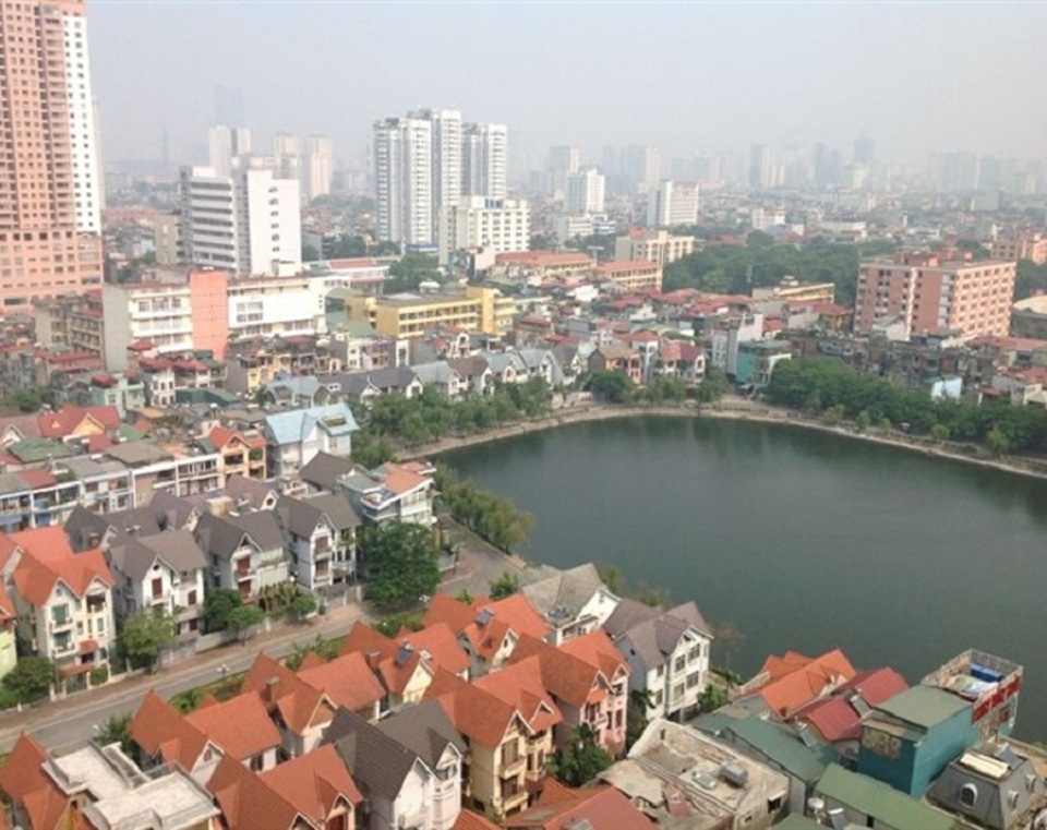 Chung cư New Skyline Văn Quán, sự lựa chọn hoàn hảo cho khách hàng phía Đông - 4 Hình ảnh view hồ chụp từ phòng ngủ của dự án.