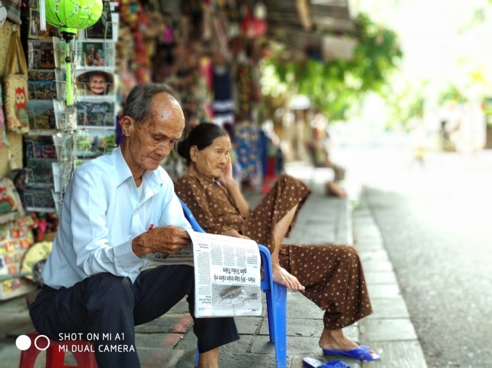 Mi A1 có dịch vụ lưu trữ ảnh chất lượng cao miễn phí không giới hạn trên Google Photos, hãy cứ chụp bất cứ gì bạn thích, vì mỗi bức ảnh là một quá khứ, một quá khứ phong phú và tươi đẹp sẽ cho một hiện tại bình yên.