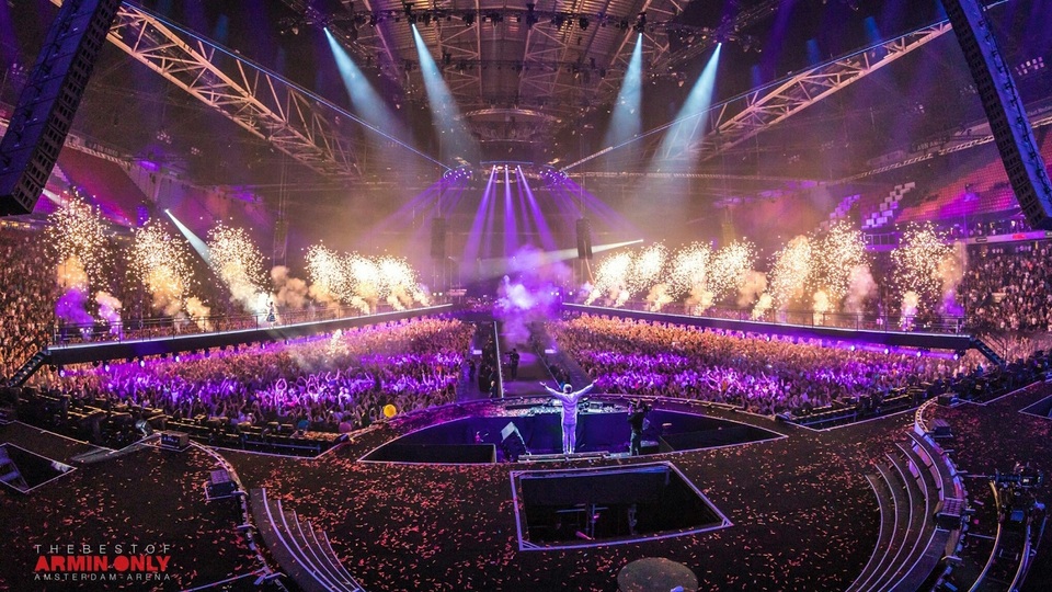 Armin van Buuren chính thức điền tên Việt Nam vào lịch lưu diễn - 4 Sân khấu hoành tráng của The Best Of Armin Only
