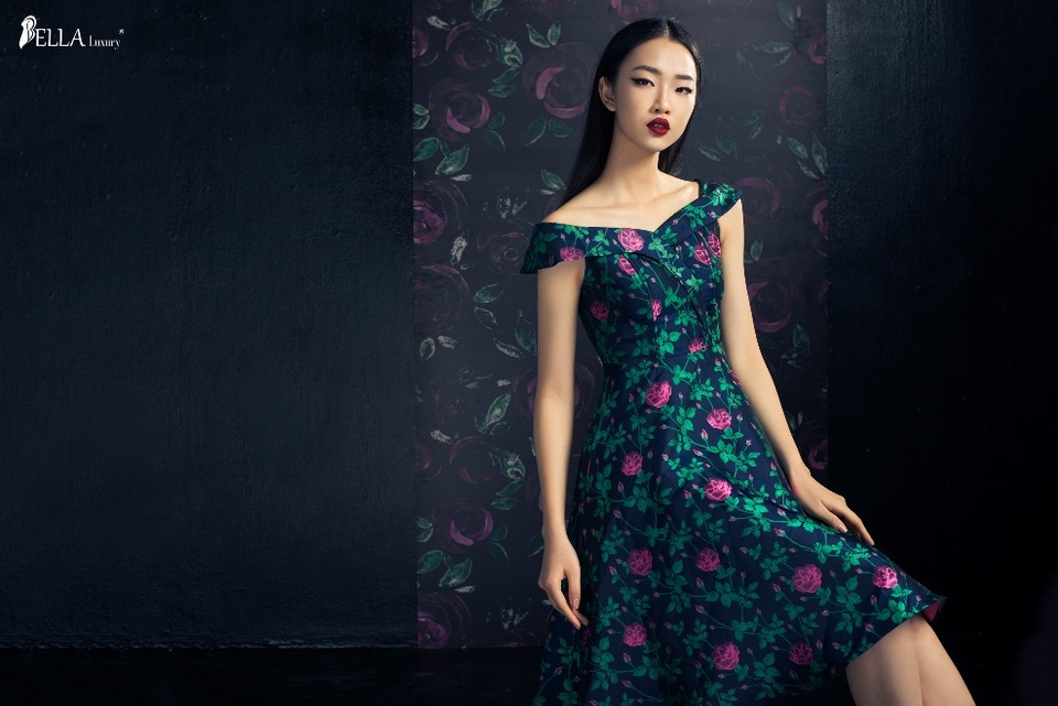 BST Hoa đêm - Nét thăng hoa trong phong cách thời trang của Bella Moda - 2 BST Hoa đêm - Nét thăng hoa trong phong cách thời trang của Bella Moda - 2