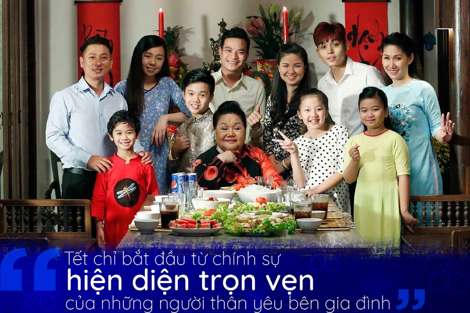 Vũ Ngọc Đãng lột tả sự cô đơn của người lớn trong phim ngắn Tết - 3 Vũ Ngọc Đãng lột tả sự cô đơn của người lớn trong phim ngắn Tết - 3