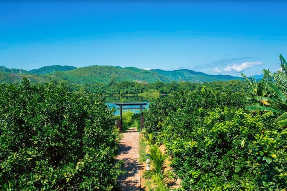 Hue Ecolodge - nơi nghỉ dưỡng tại Huế mà bạn nên trải nghiệm ngay - 5 Liên hệ đặt phòng và dịch vụ ở Hue Ecolodge tại số điện thoại (024) 3221 6726 hoặc qua địa chỉ email: sales.corp@hue.ecolodge.asia để được tư vấn cụ thể nhất!