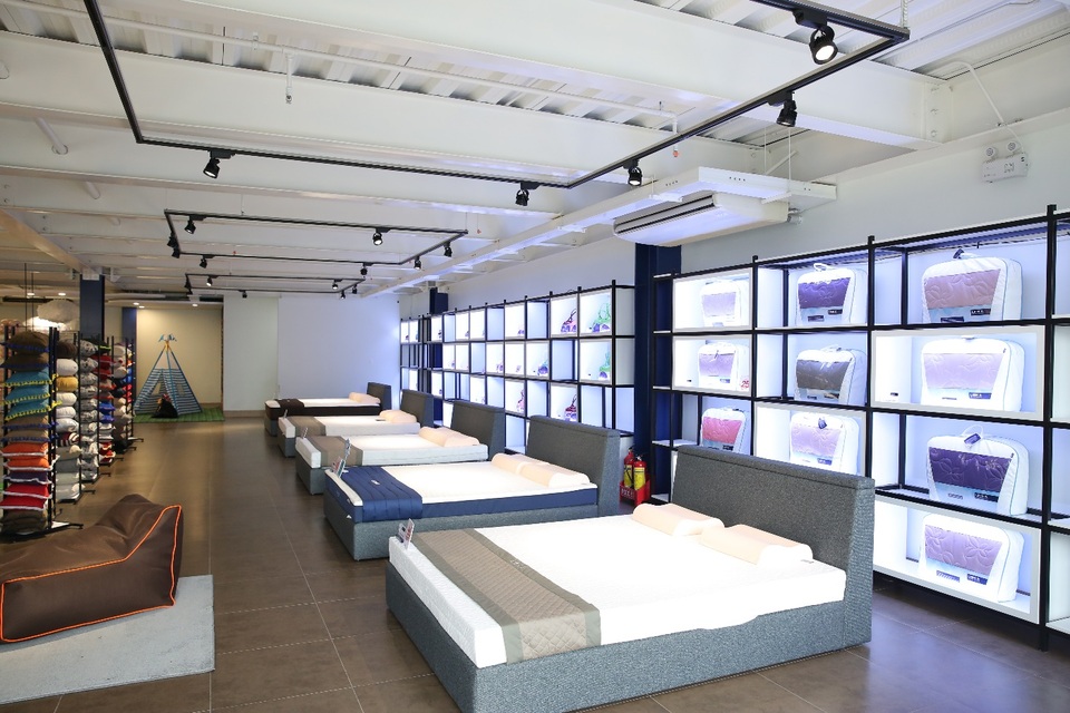 Liên Á ra mắt showroom lớn nhất tại trung tâm TPHCM - 3