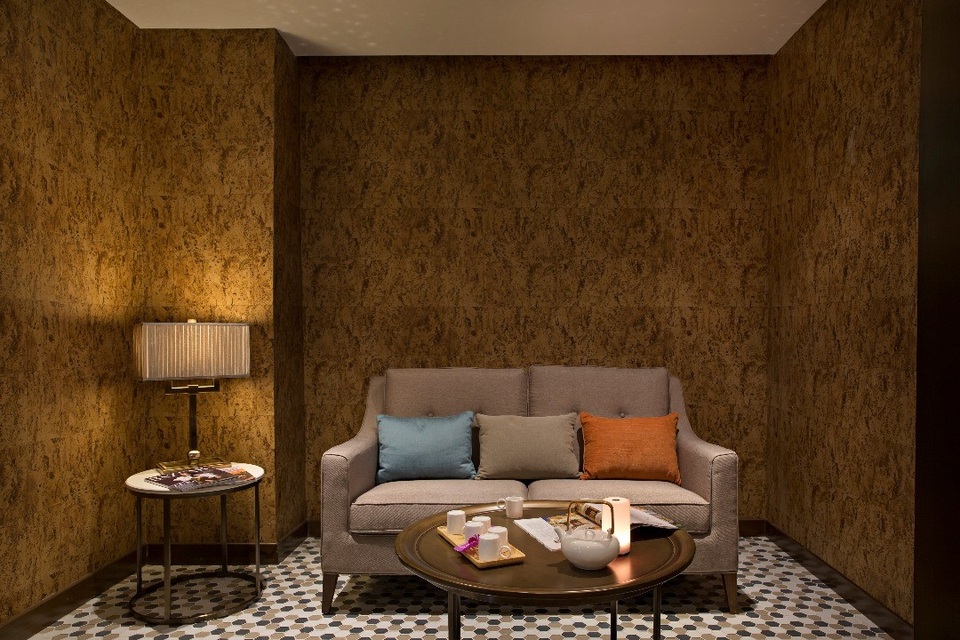 Trải nghiệm xu hướng du lịch mới tại spa đẳng cấp ở Đà Nẵng - 5 Một góc nhỏ ở Serenity Spa để khách hàng thư giãn, trò chuyện hoặc thưởng thức đồ uống tốt cho sức khỏe