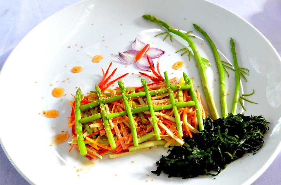 Ẩm thực Việt cần một bệ phóng… - 4 Làng quê Việt qua món gỏi.