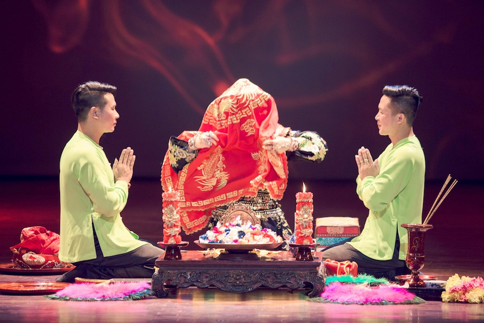 Tứ phủ- hoành tráng vở diễn hầu đồng - 9 Chương Cô Bé Đại Ngàn.