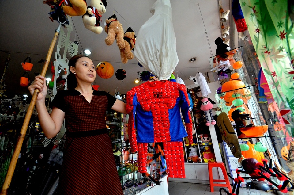 Lạc vào "thế giới" Halloween - 10 Bộ đồ siêu nhân cuồn cuộn cơ bắp được các bé trai rất chuộng.