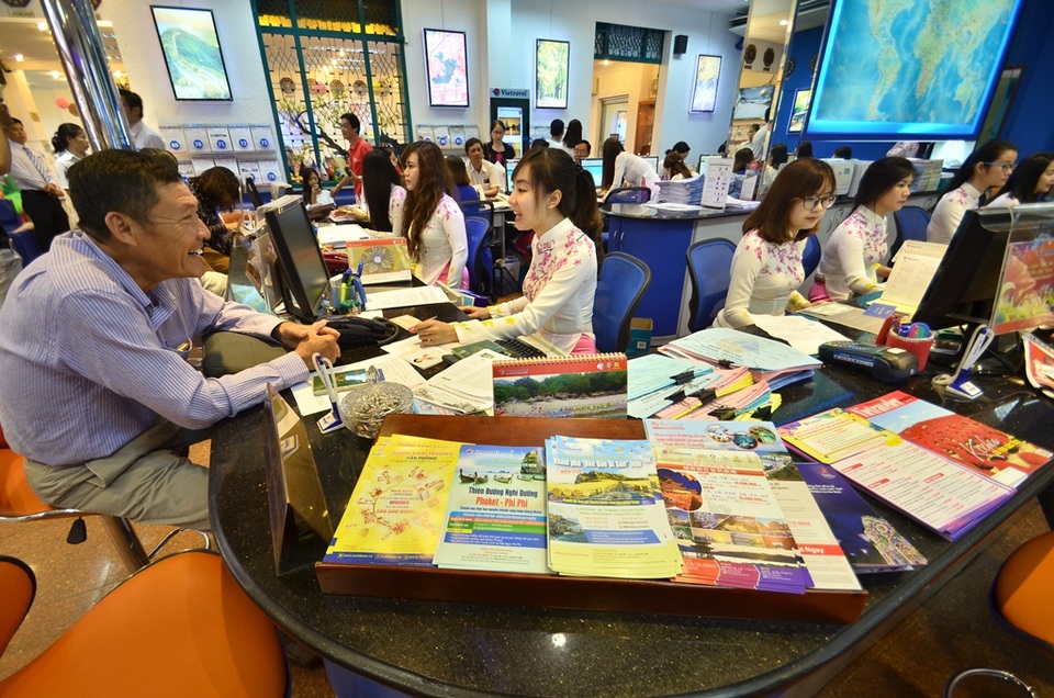 Lữ hành tung nhiều tour kích cầu "độc, lạ" mùa du lịch Tết Đinh Dậu - 2 Nhìn chung năm nay, các tour tuyến đều mang tính dàn trải, ít tập trung do dự báo đợt nghỉ tết năm nay ngắn ngày.