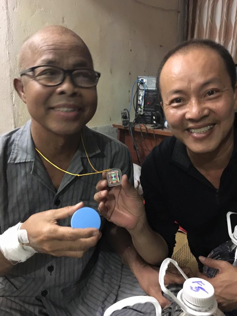 Nghệ sĩ nghẹn ngào kể về những kỷ niệm với NSƯT Hán Văn Tình - 1 NSƯT Đức Hải trong một lần ra Hà Nội thăm nghệ sĩ Hán Văn Tình. Ảnh: NVCC.