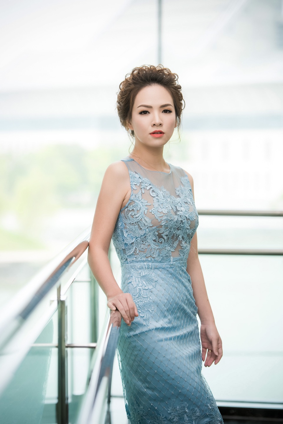 
Đan Lê trẻ trung dù đã là bà mẹ của 2 con...
