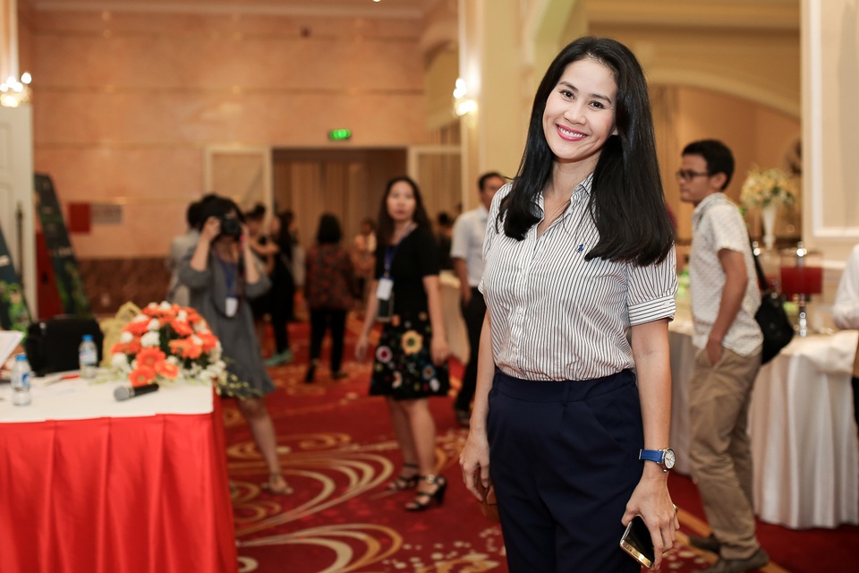 Dàn sao Việt đón trung thu cùng 2500 trẻ em nghèo - 8 Dàn sao Việt đón trung thu cùng 2500 trẻ em nghèo - 8