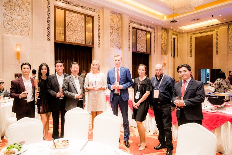 LHP Kim Kê Bách Hoa lần thứ 25 có tổng cộng 28 phim đến từ 20 quốc gia tham dự. Trong đó, có 8 nhà làm phim nước ngoài có mặt tại sự kiện này gồm: Việt Nam, Ấn Độ, Hàn Quốc, Phần Lan, Israel, New Zealand…