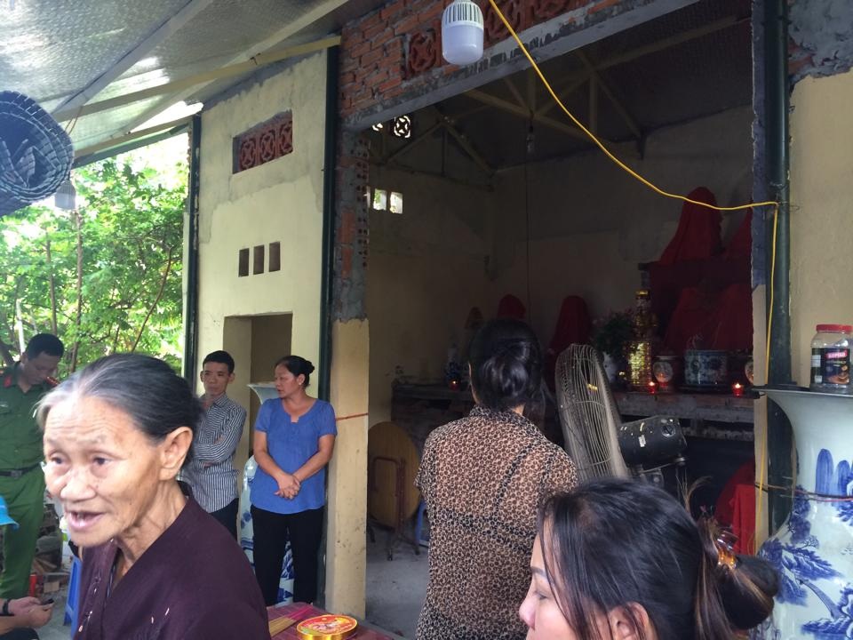 Xử lý sai phạm ở di tích Văn Miếu sau gần 30 ngày bị phát hiện - 2 Am thờ trên Hồ Văn có từ những năm 90.