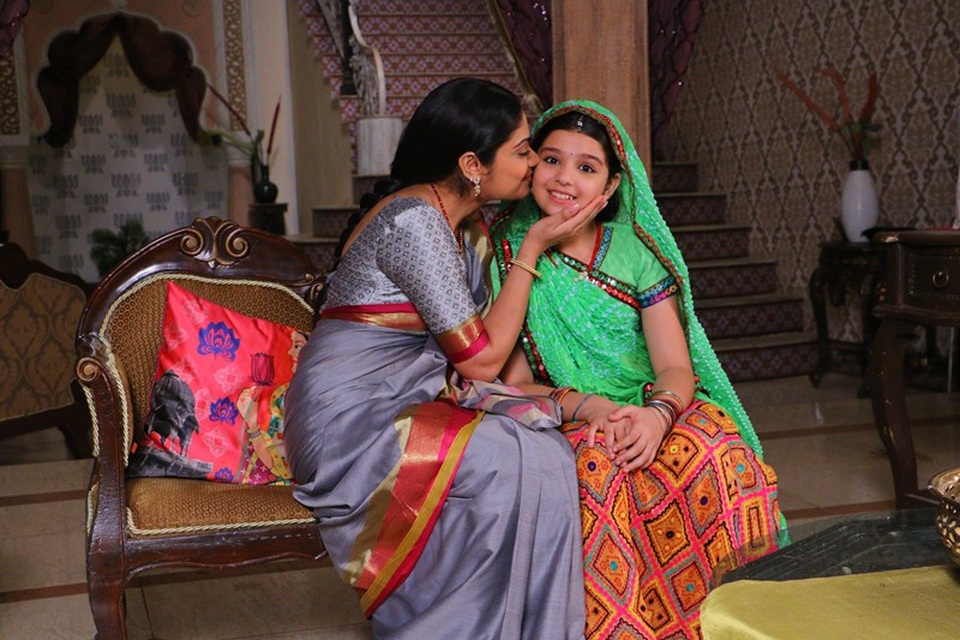 Annadi và con gái.