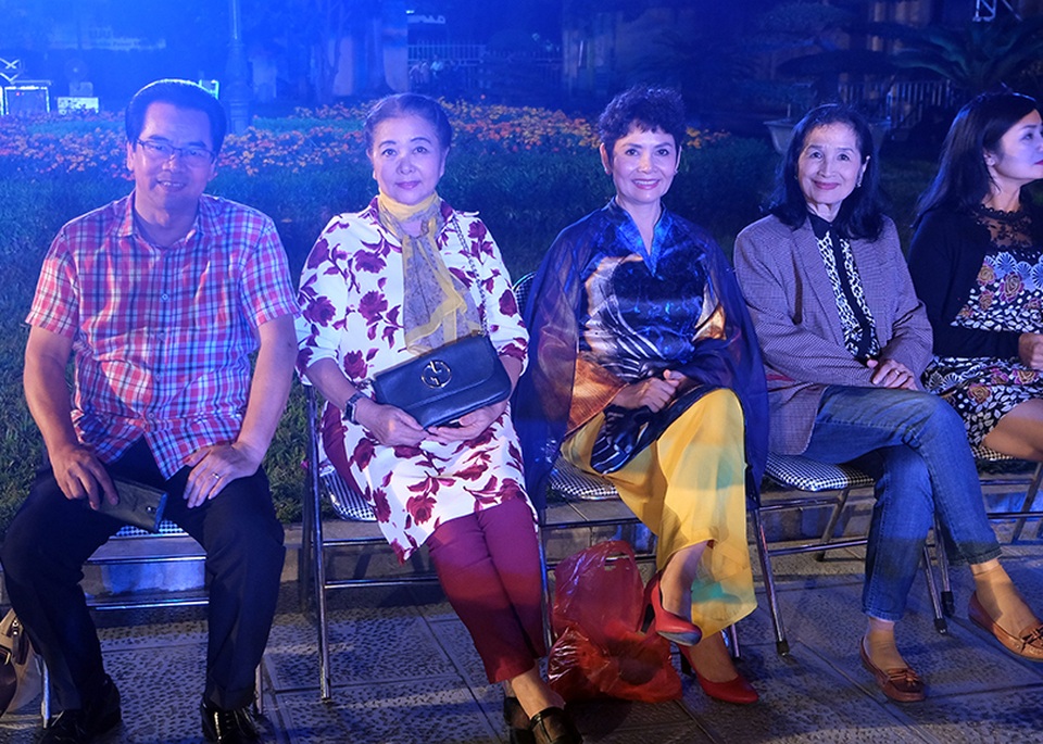 NSND Trần Nhượng, NSƯT Thanh Loan, NSND Minh Châu và NSND Trà Giang.