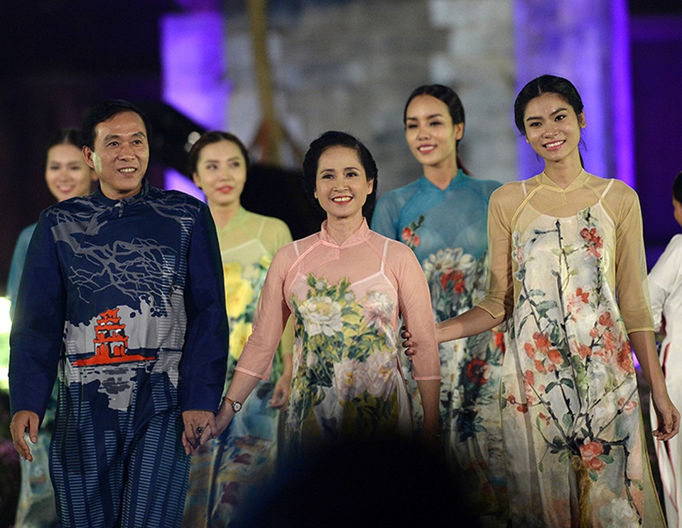 Vợ chồng NSND Đỗ Kỷ - Lan Hương.