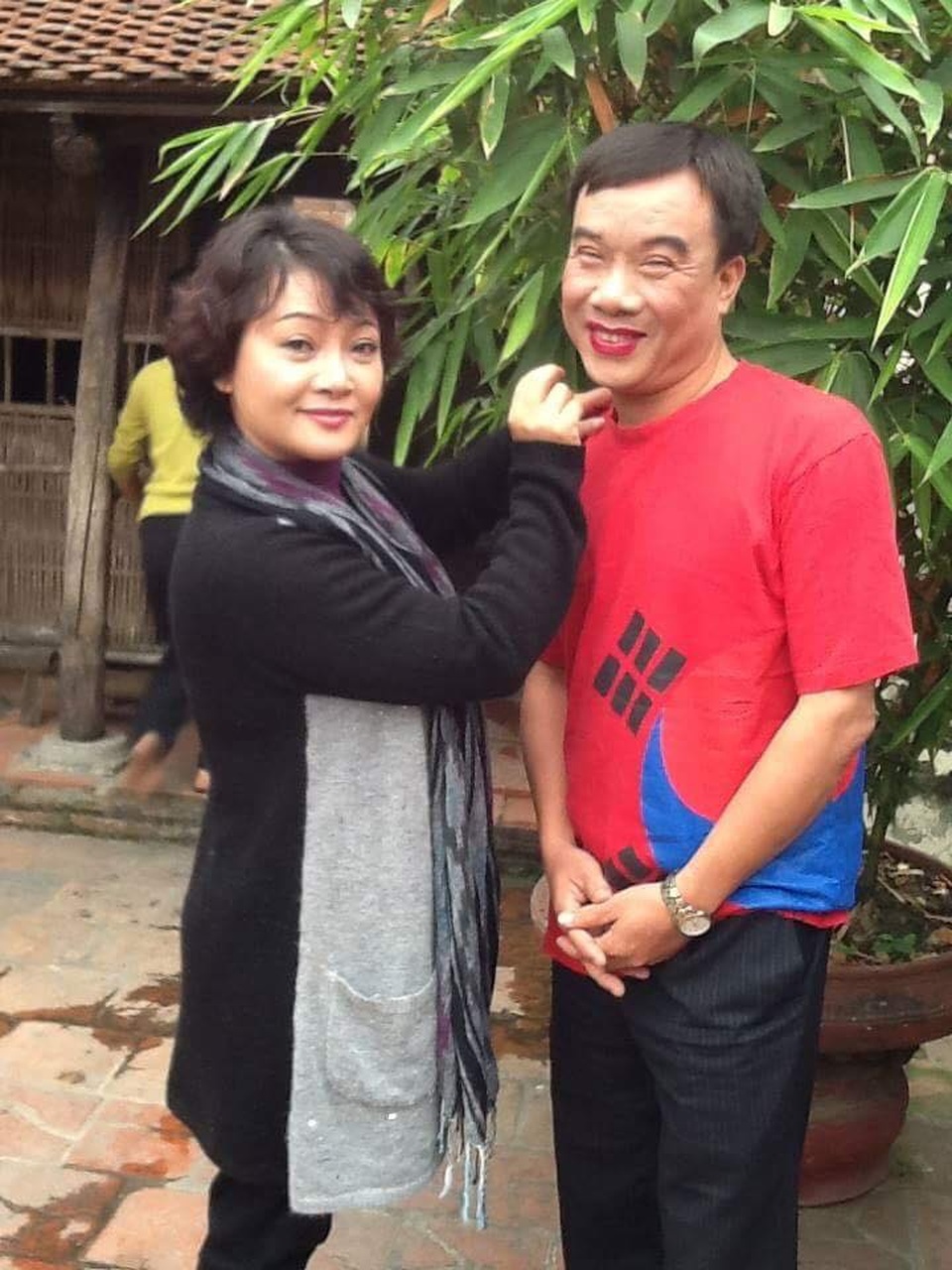 Diễn viên phim “Thời xa vắng” vừa qua đời vì ung thư gan - 1 Nghệ sĩ Trà My và nam diễn viên Quách Xuân Cương trong một lần đóng chung. Ảnh: Trà MY.