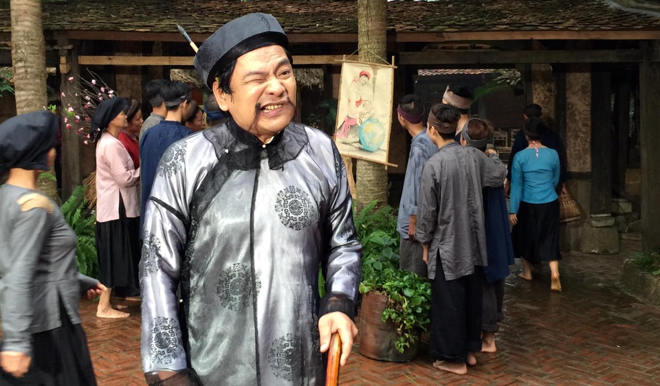NSƯT Minh Hằng vẫn đóng “quan bà” trong hài Tết dù thiếu NSƯT Phạm Bằng - 6 NSND Quốc Anh trong vai Lý trưởng bị trúng phong.