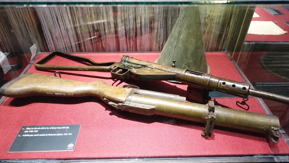 Súng Cạc-bin của chiến sĩ ta sử dụng trong chiến đấu năm 1947 - 1947.