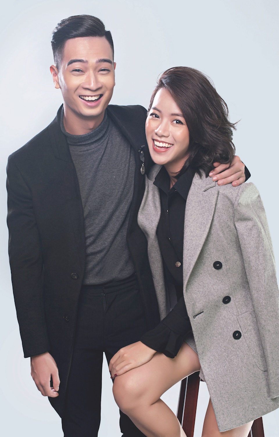 Slim V lần đầu khoe ảnh ngọt ngào bên bạn gái - 1 Tuy nhiên, Slim V cũng không thể “giấu” mãi cô bạn gái tài năng, cũng là bạn học từ năm lớp 6 của mình. Nghệ sĩ sáo Huyền Trang, cô gái xinh đẹp đã từng gây ấn tượng mạnh khi tham gia Vietnam’s Got Talent 2013.