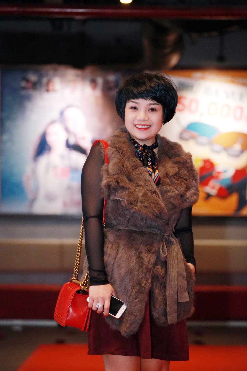 Ngọc Khuê xuất hiện với khuôn mặt bầu bĩnh lạ lẫm.