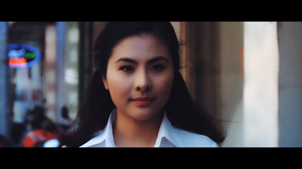 Cách tạo hình của Vân Trang trong phim mới.