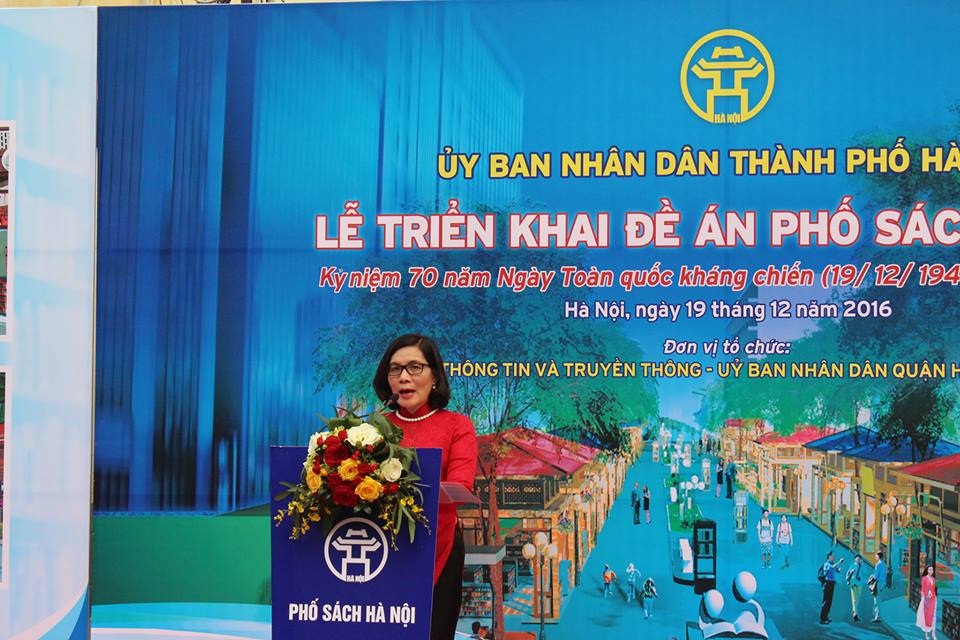 Phố Sách Hà Nội sẽ đi vào hoạt động vào tháng 4/2017 - 2 Bà Phan Tú Lan - Giám đốc Sở TT-TT Hà Nội phát biểu tại Lễ Khởi công Phố sách.