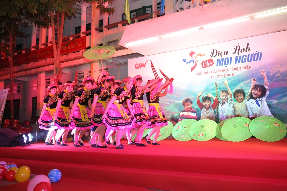 3000 học sinh dân tộc miền núi lần đầu được xem phim chiếu rạp - 4