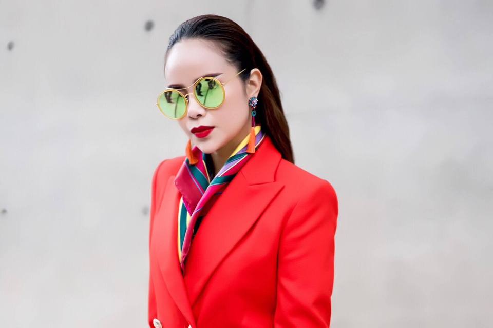 Sella Trương khiến các tín đồ thời trang "chóng mặt" bởi phong cách độc lạ - 6 Vẻ đẹp hoàn hảo không góc chết của cô nàng Hoa hậu hiện đại và cá tính nhất showbiz