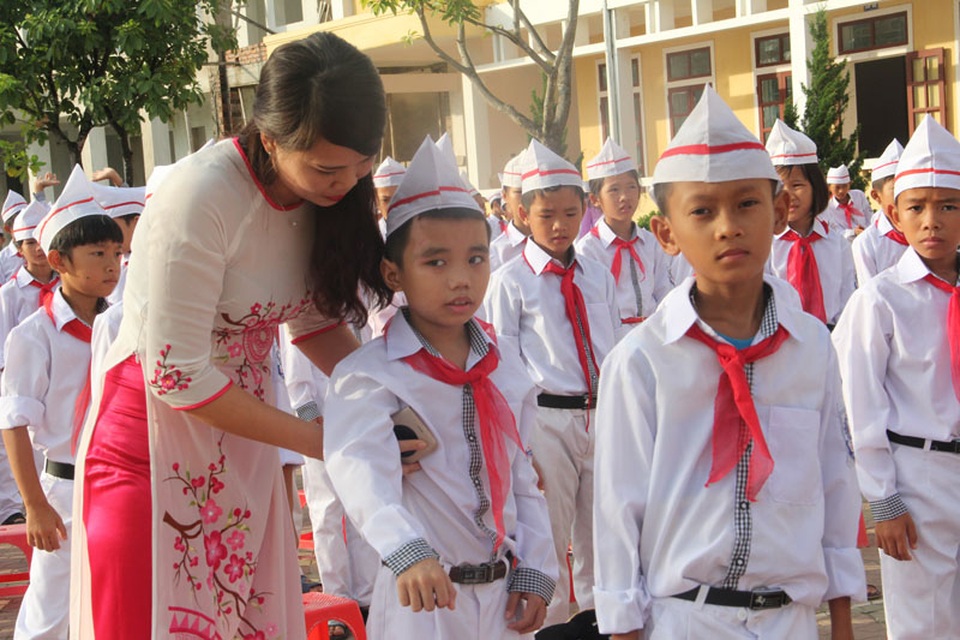 Biết những nỗ lực của em, nên ngày đầu tới trường em được sự ân cần, quan tâm đặc biệt của cô giáo chủ nhiệm lớp 6A, trường THCS Đại Thành (xã Cẩm Thành, huyện Cẩm Xuyên, Hà Tĩnh).