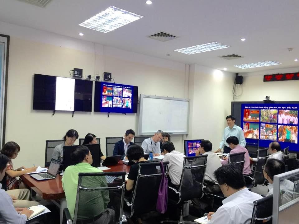Việt Nam: Phát hiện bé 4 tháng tuổi nghi mắc hội chứng đầu nhỏ do Zika - 1 GS Long cho biết mẫu bệnh phẩm của em bé nghi mắc hội chứng đầu nhỏ do vi rút Zika sẽ được Nhật Bản hỗ trợ xét nghiệm. Ảnh: T.D