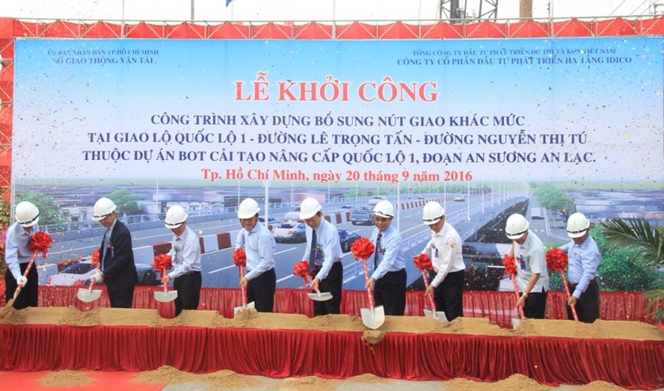 TPHCM: Xây cầu vượt, lắp camera để giảm ùn tắc cửa ngõ phía Tây - 1 Ngày 20/9, cầu vượt Gò Mây đã được khởi công