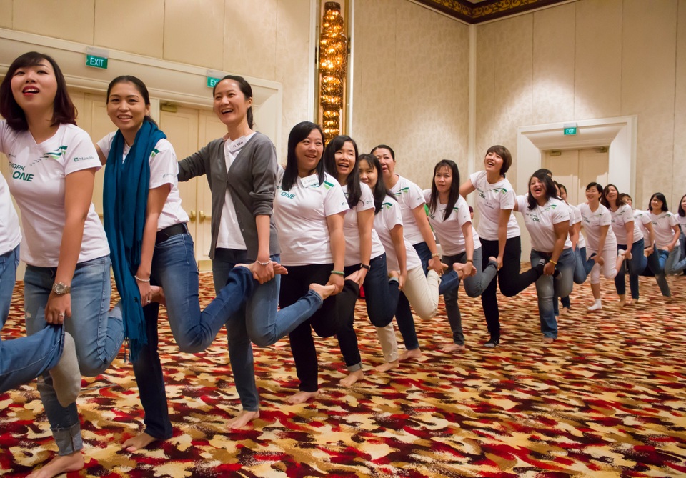 Các thành viên tham gia các phần thử thách để khám phá giới hạn của bản thân