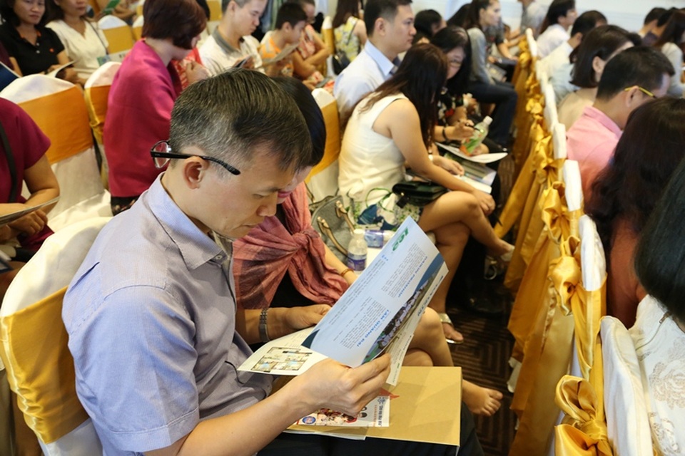 Rất nhiều khách ngoại đến mua nhà của Phú Mỹ Hưng